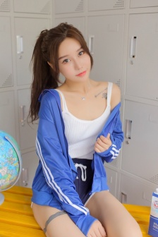 英俊少年正片